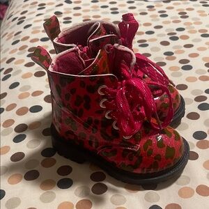 Kids Pink Cheetah print boots